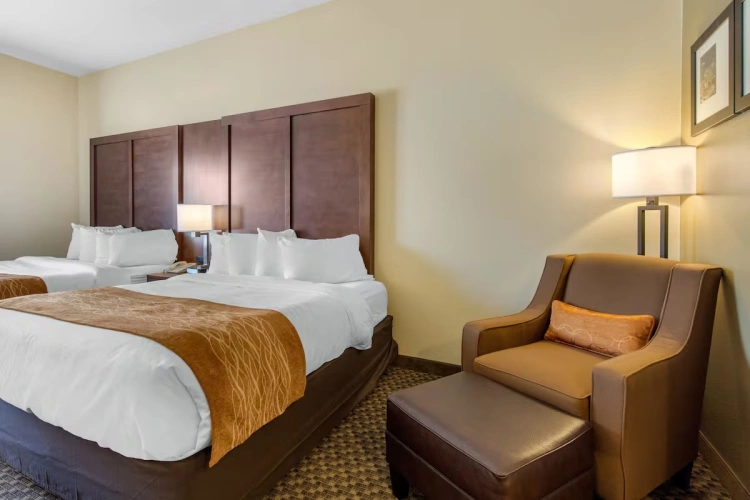 Quadruple room