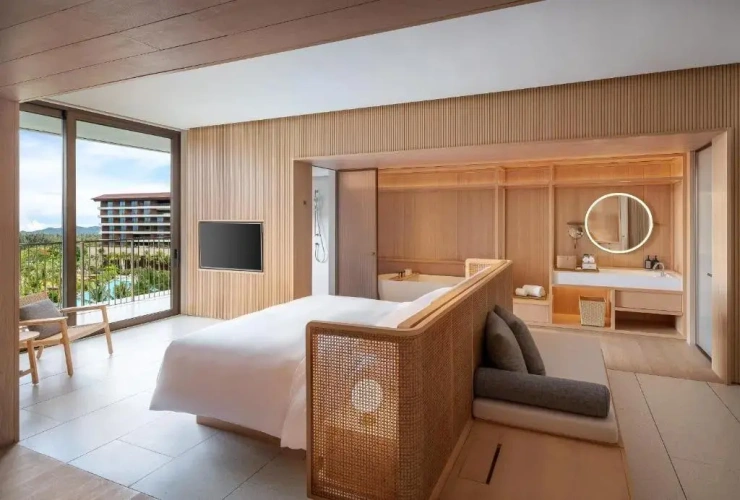 Open Deluxe Suite
