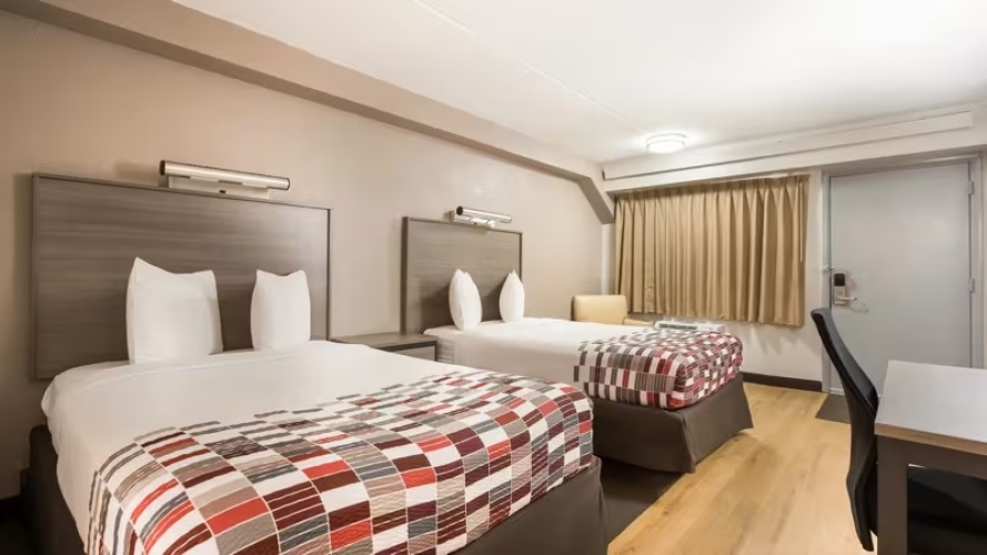 Deluxe Quadruple room