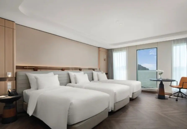 Ocean Triple Suite