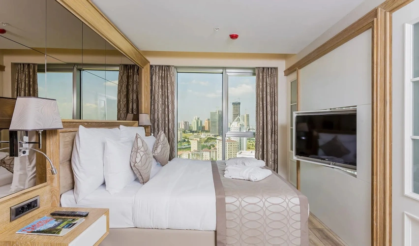 Queen Suite