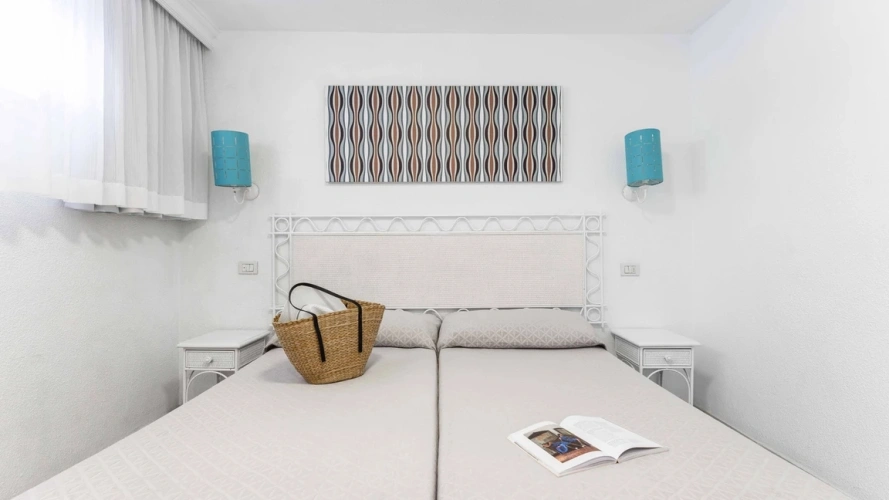 1 Bedroom Twin Apartment