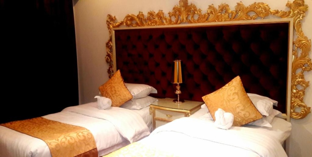 Quadruple Junior Suite