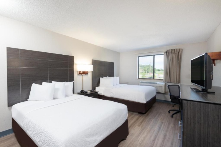 Quadruple room