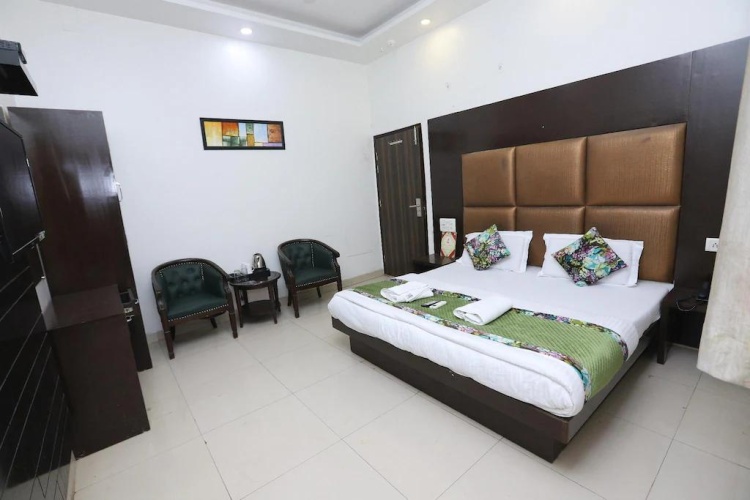 Superior Double room with balcony