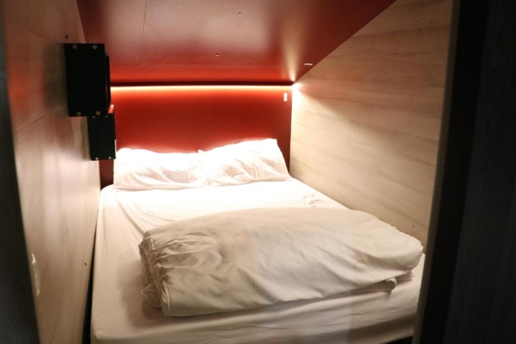 Double Capsule