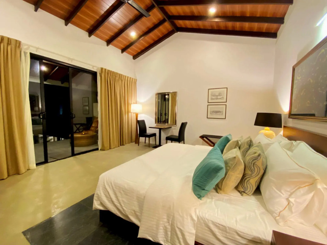 Mirissa Beach Villa