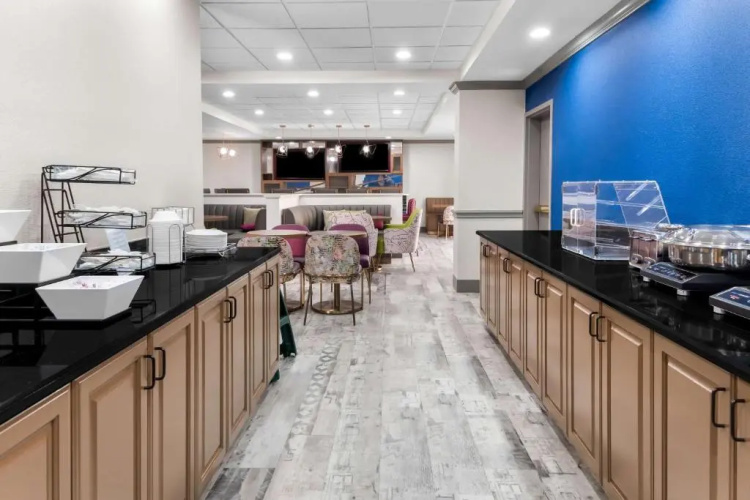 Big Country Hotel & Suites, SureStay Collection by BW photo 26