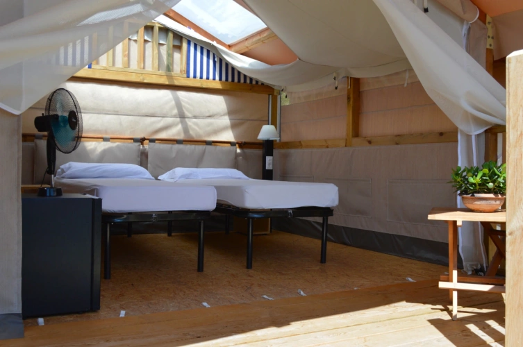Mini Lodge Tent