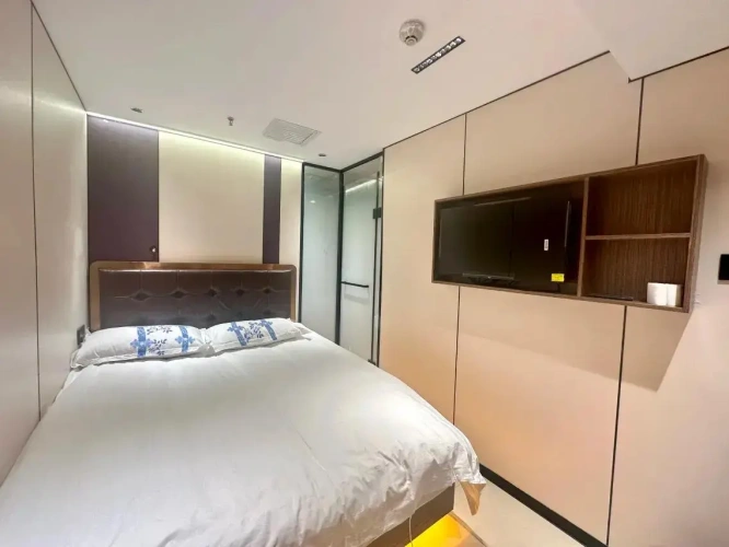 Standard Partially Windowless Double room