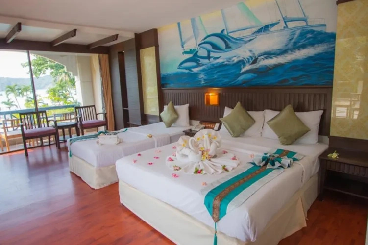 Superior Triple room