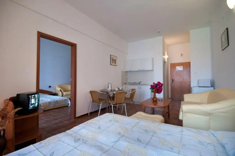 Regina Hotel
