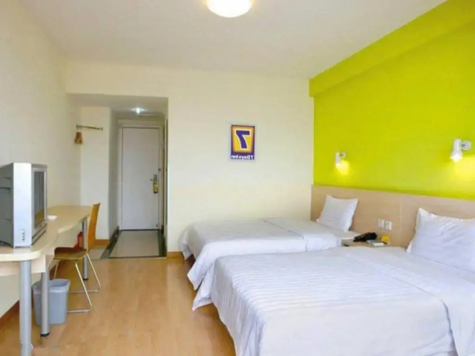 7 Days Inn Olympic CBD
