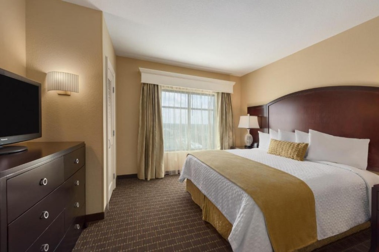2 Room Corner Double Suite