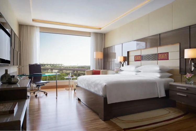 1 Bedroom Deluxe Executive lounge access Double Suite with balcony