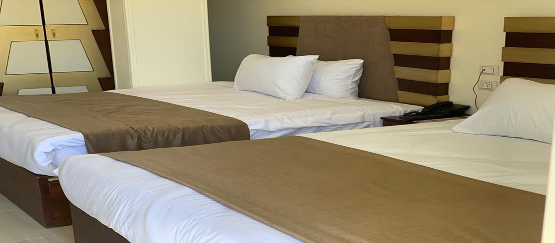 Pyramids View Twin room