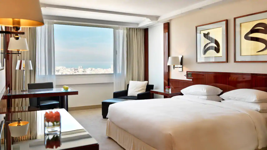 Double Club room