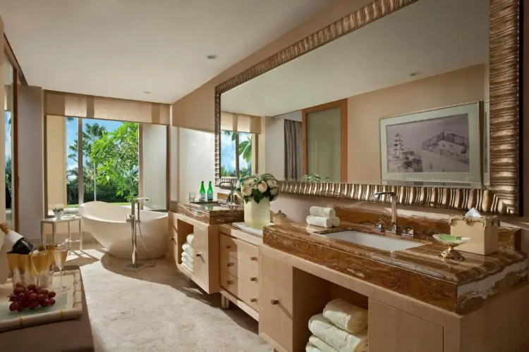 The Mulia, Mulia Resort And Villas