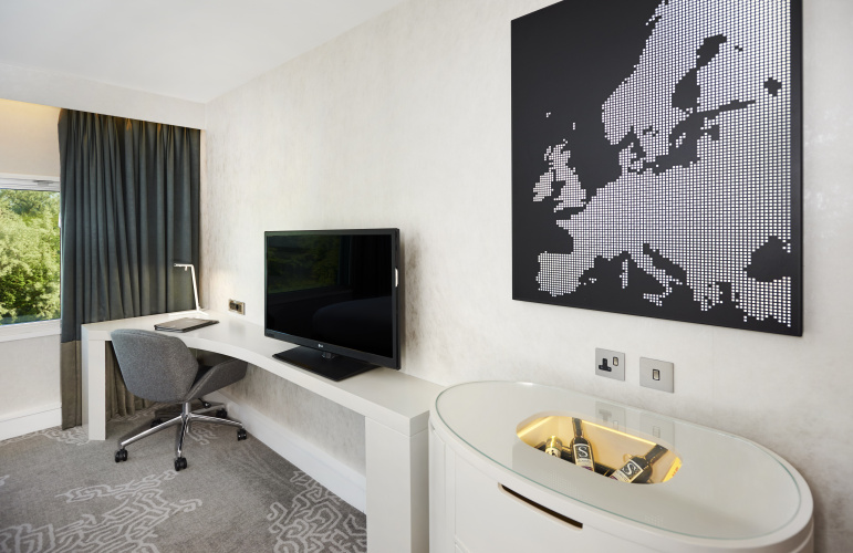 Hilton London Heathrow Airport photo 6