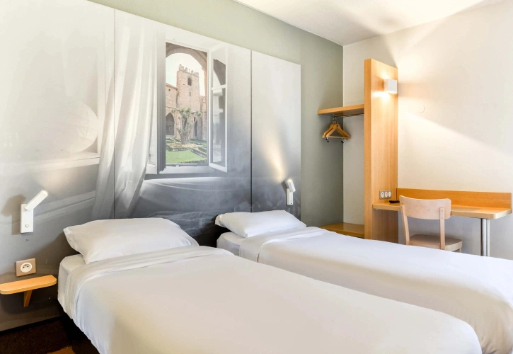Twin room