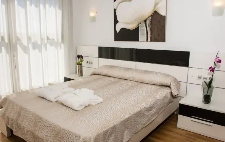 3 Bedrooms Bungalow