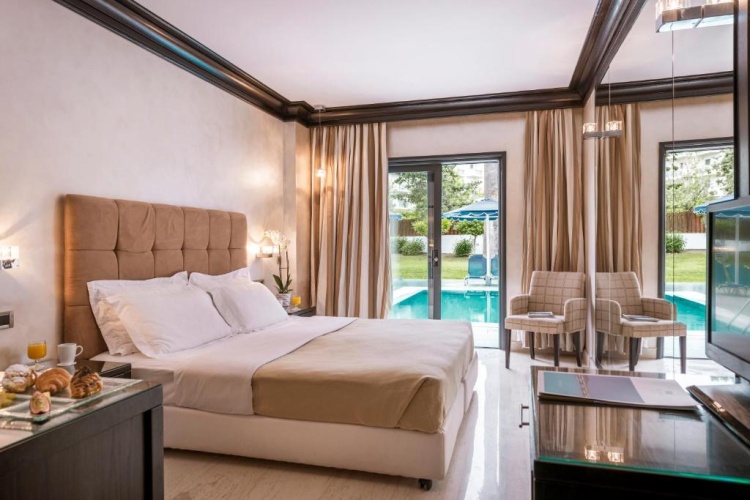 Private Pool Twin room