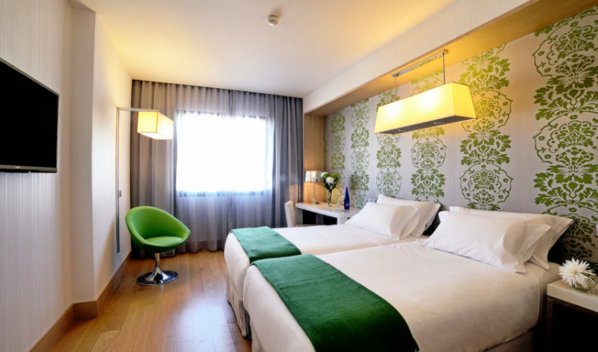 Standard Twin room