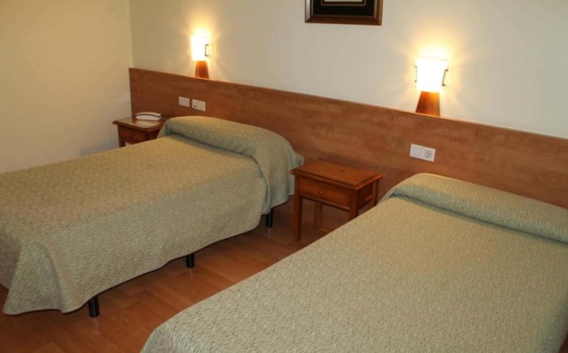 Twin room with balcony