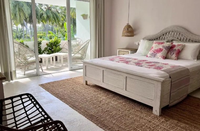 Double room with palm view