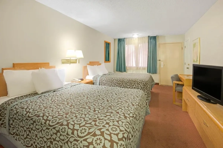 Quadruple Suite