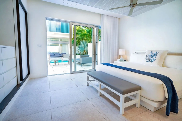 5 Bedrooms Cinco Villa