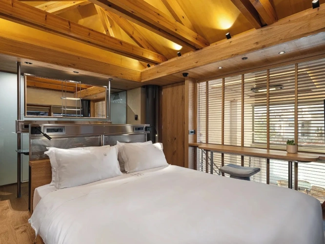 Presidential Twin Maisonette Suite