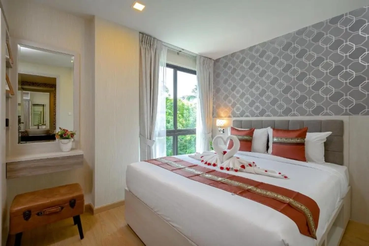 1 Bedroom Double Suite with mountain view