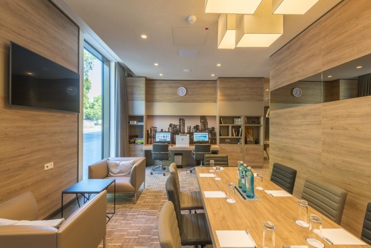 Hampton by Hilton Frankfurt City Centre East photo 14