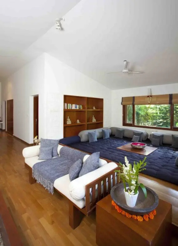Shreyas Retreat