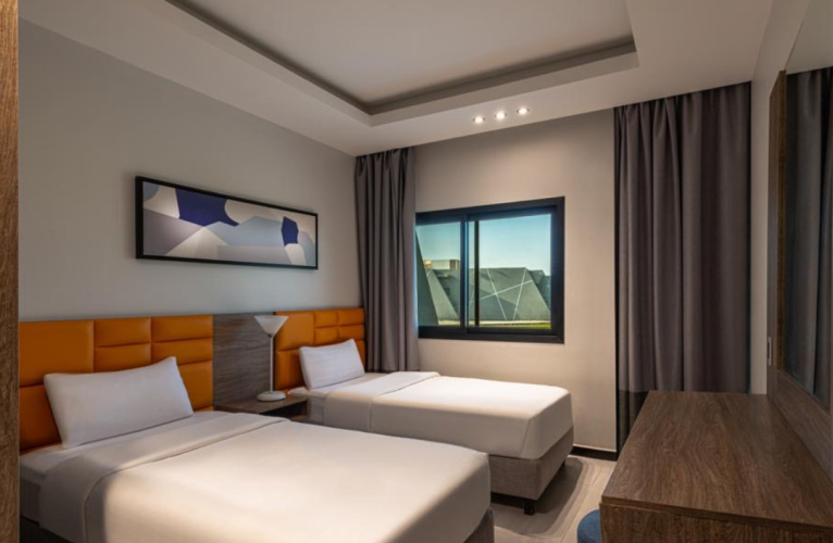 2 Bedrooms Villa