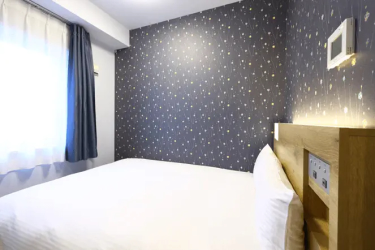 Semi-Double room