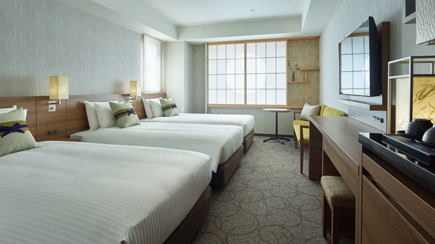 Standard Triple room