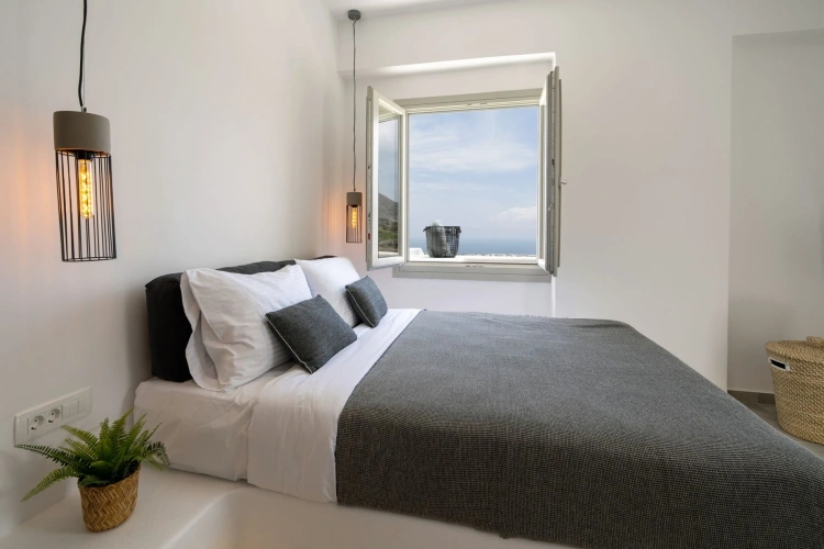 Exclusive with Outdoor Private Hot Tub Double Suite with sea view
