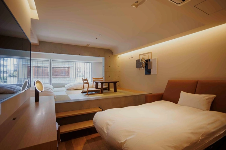 Japanese Modern (with 2 Japanese-style futons) room