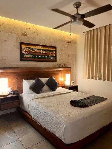 Deluxe Double Suite