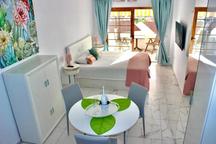 Double Studio Apartment with sea view