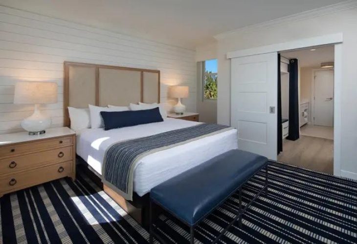 1 Bedroom Double Suite Beach View
