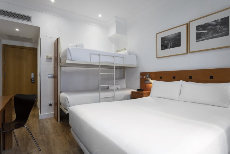 Quadruple room