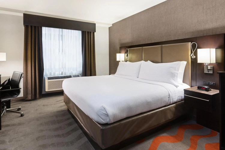 Premium Quadruple room