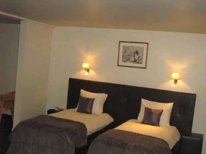 Deluxe Family Suite
