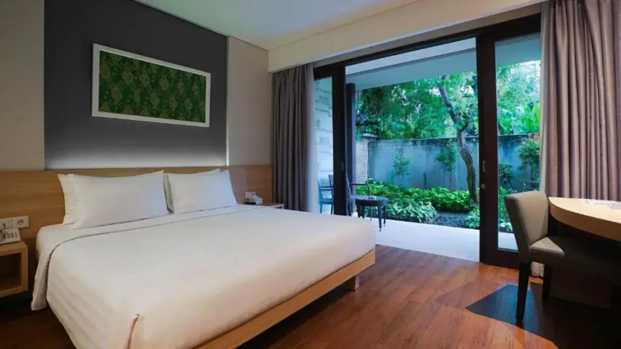 Grand Whiz Nusa Dua Hotel