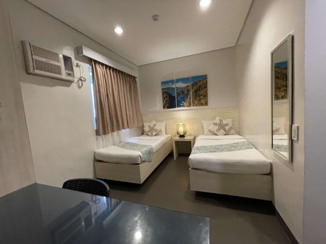 Standard Twin room