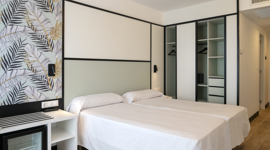 With Terrace Twin room