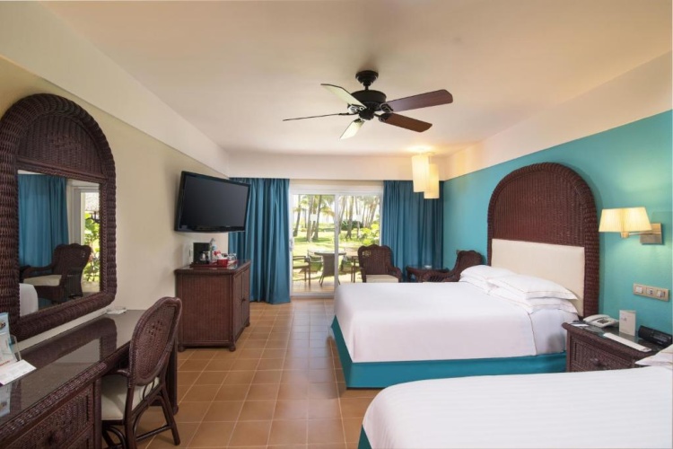 Superior Premium Level Twin room oceanfront